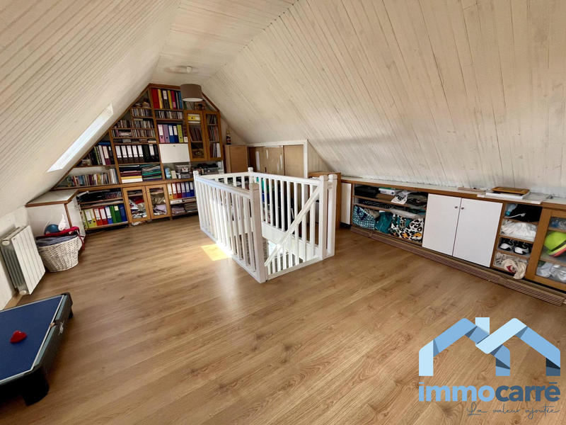 Maison traditionnelle - 142 m² - 7 pièces