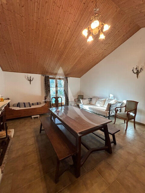 Maison - 123 m² - 4 pièces