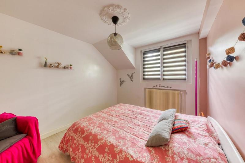 Maison - 177 m² - 5 pièces