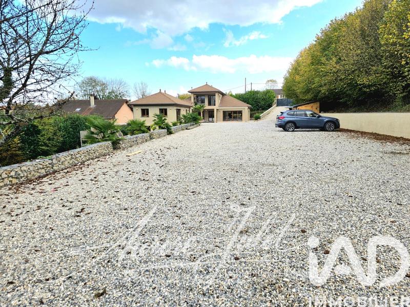 Maison - 150 m² - 4 pièces