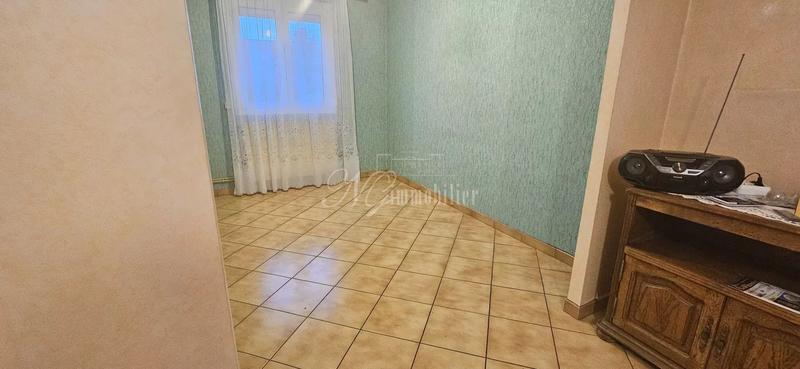 Maison - 100 m² - 7 pièces