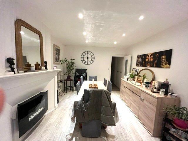 Immeuble - 220 m² - 4 pièces