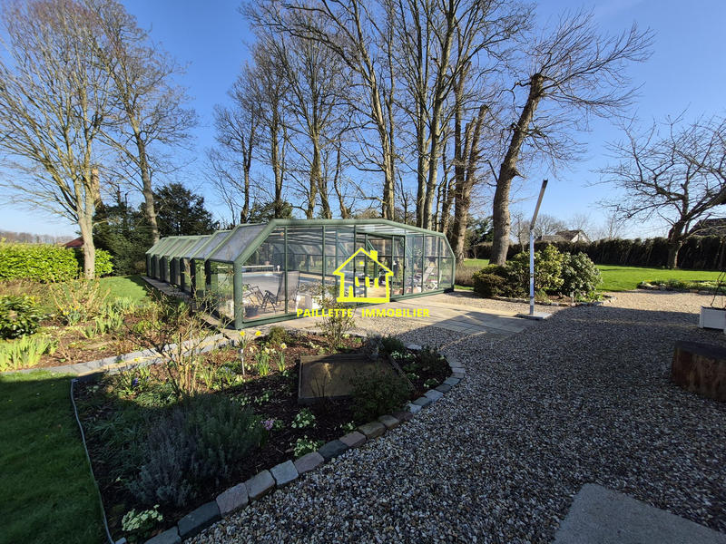 Maison - 262 m² - 7 pièces