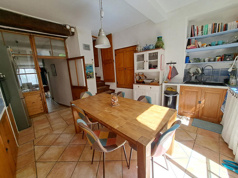 Maison - 180 m² - 7 pièces