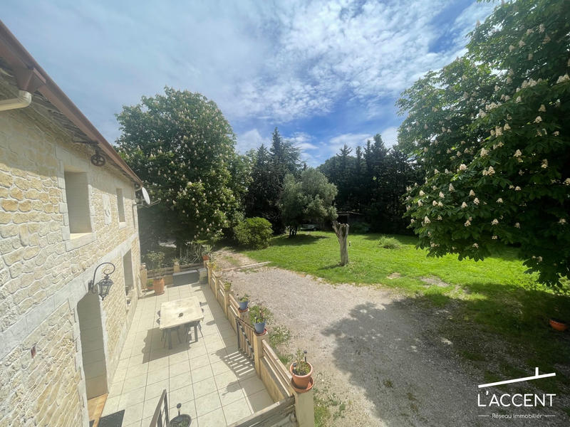 Mas - 135 m² - 8 pièces