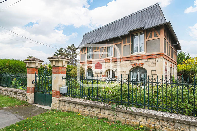 Maison - 155 m² - 6 pièces