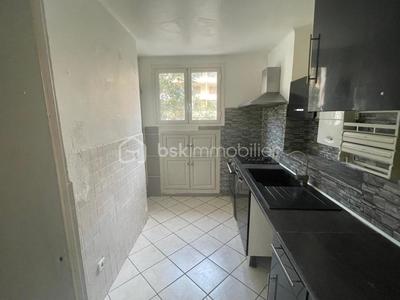 Appartement - 65 m² - 4 pièces