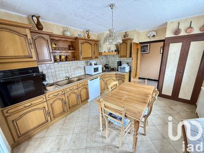 Maison - 87 m² - 5 pièces