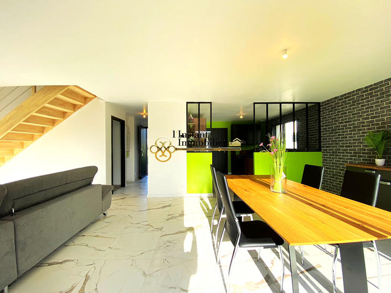 Maison - 108 m² - 5 pièces