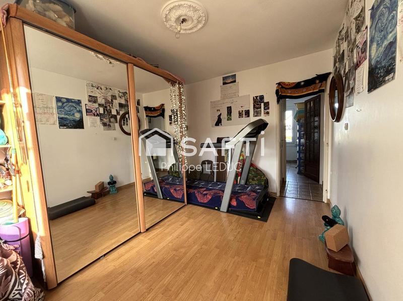 Maison - 144 m² - 9 pièces