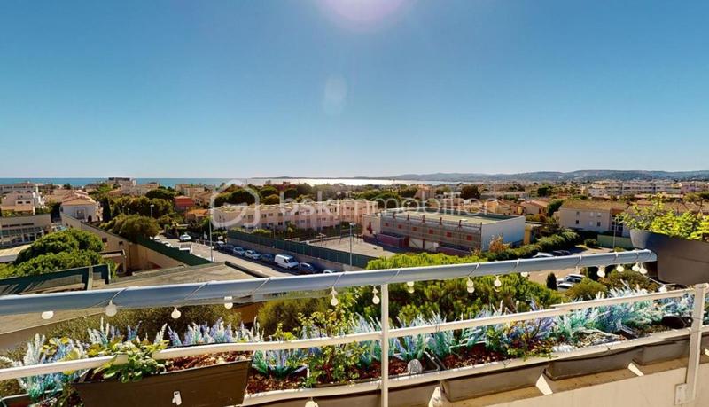 Appartement - 92 m² - 4 pièces