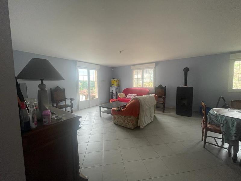 Villa - 384 m² - 8 pièces