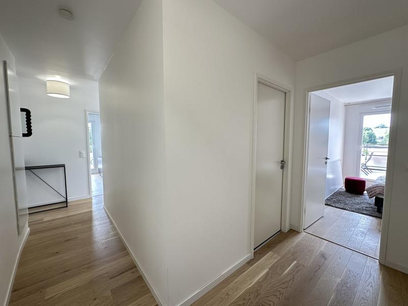 Appartement - 90 m² - 4 pièces