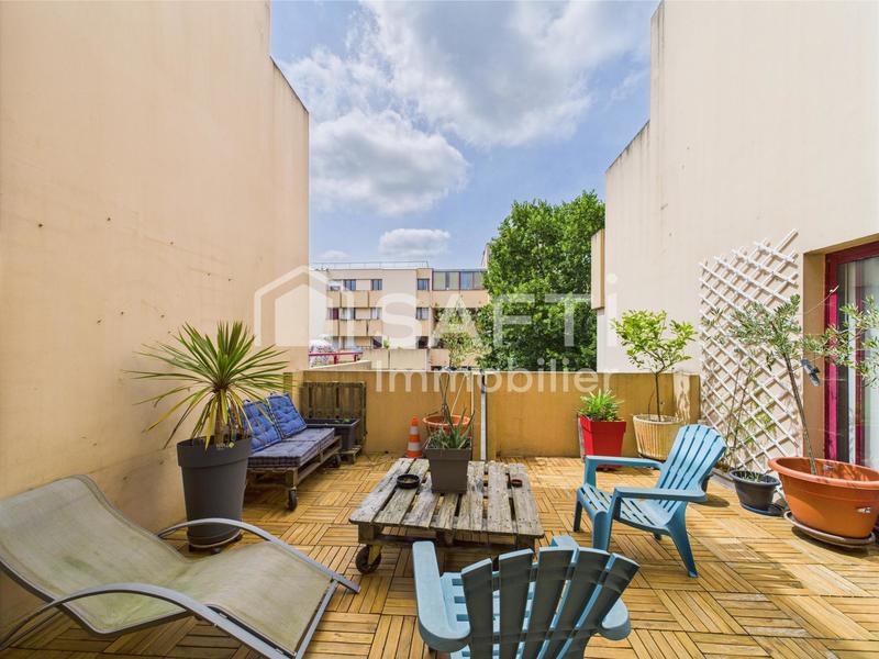 Appartement - 94 m² - 4 pièces