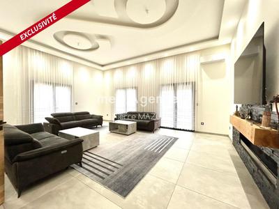 Maison - 165 m² - 5 pièces