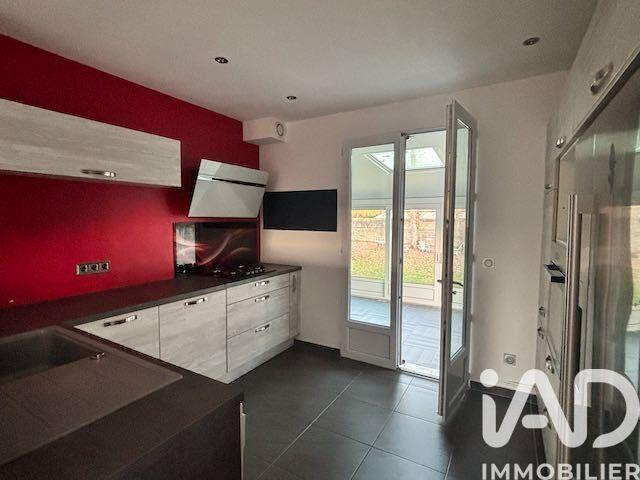 Maison - 145 m² - 5 pièces