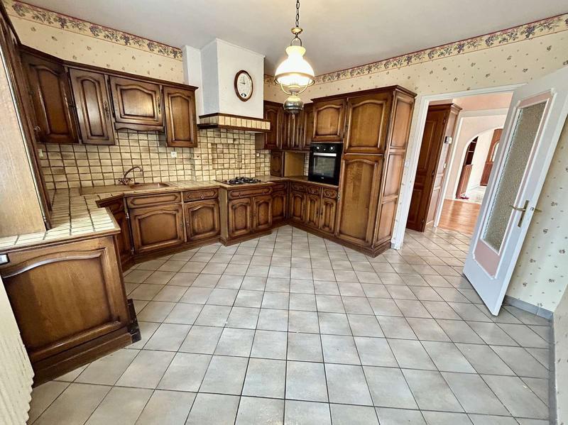 Maison traditionnelle - 130 m² - 6 pièces