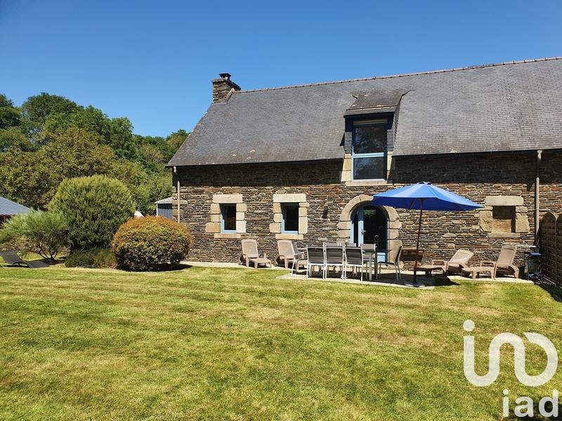 Maison - 486 m² - 17 pièces