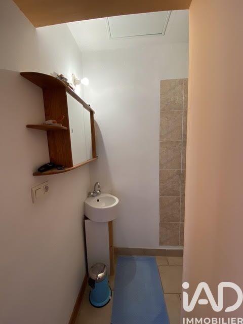 Maison - 238 m² - 7 pièces