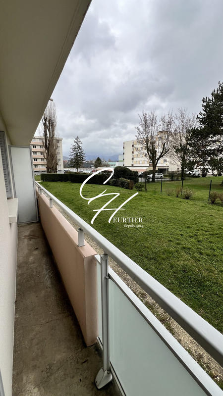 Appartement - 63 m² - 4 pièces