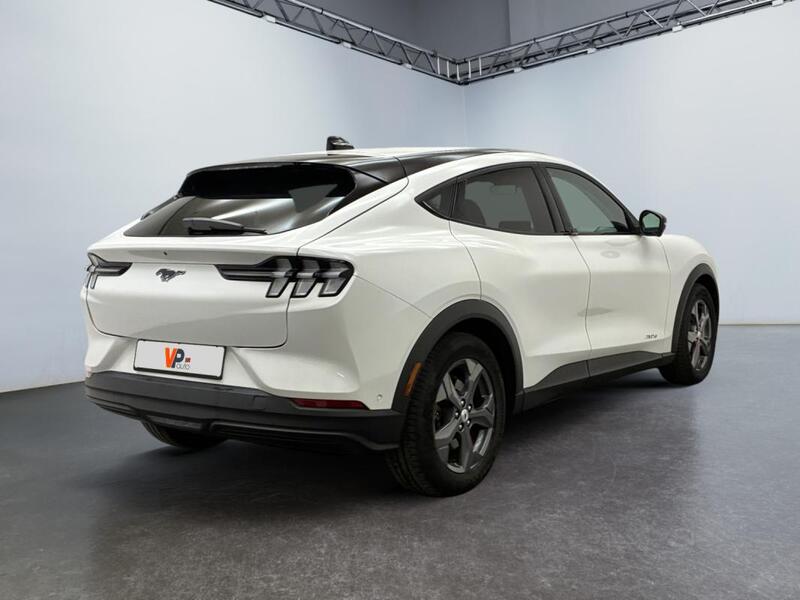 Ford Mustang Mach-E Standard Range 76 kWh 269 ch