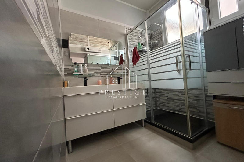 Appartement - 77 m² - 3 pièces