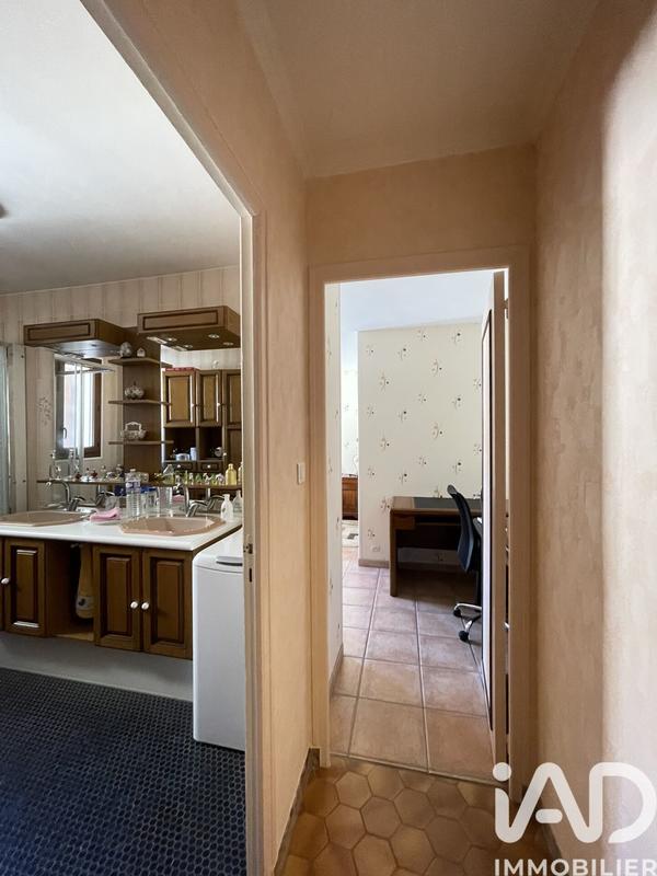 Maison - 121 m² - 5 pièces