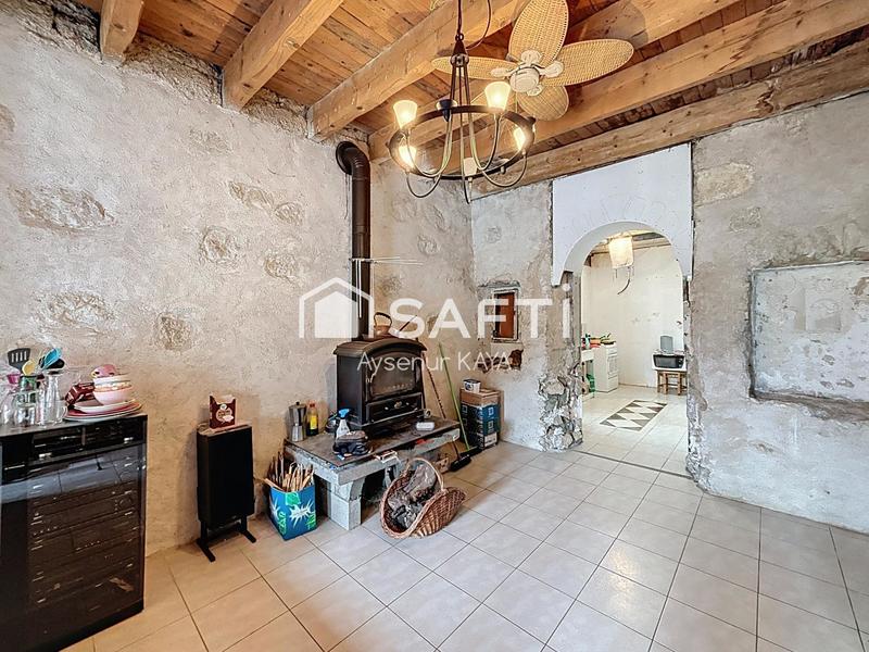 Maison - 93 m² - 6 pièces