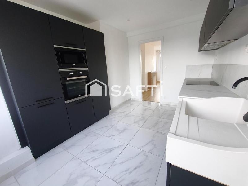 Appartement - 104 m² - 6 pièces