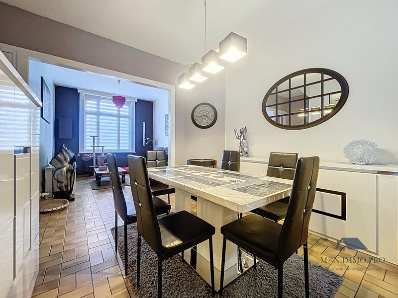 Maison - 95 m² - 5 pièces