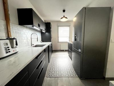 Maison - 88 m² - 4 pièces