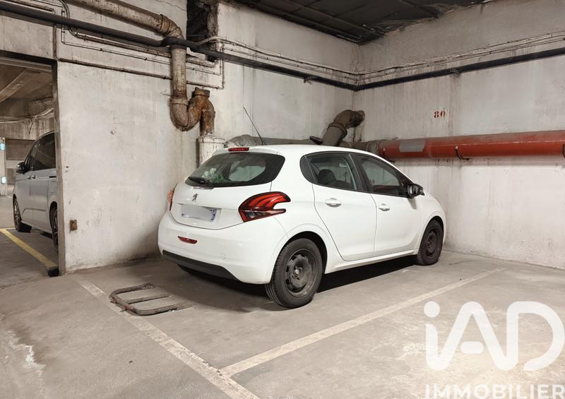 Parking - 15 m²