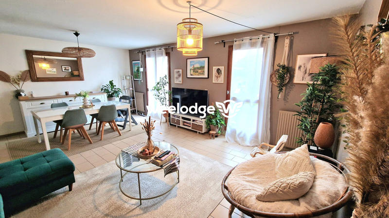 Maison - 93 m² - 5 pièces