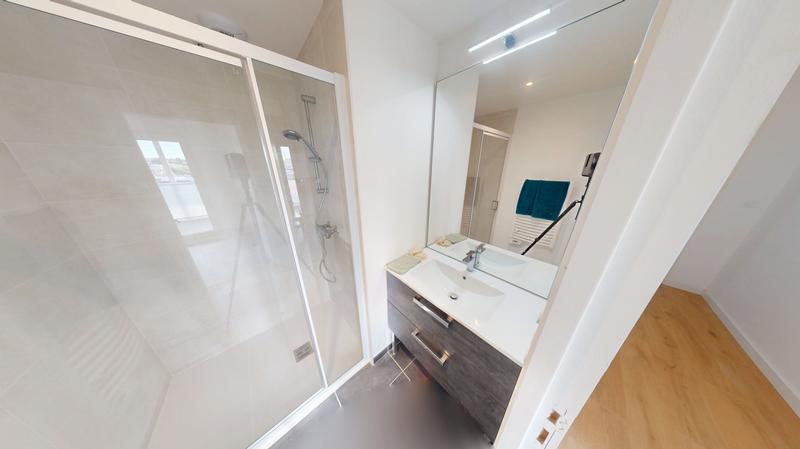 Appartement - 77 m² - 4 pièces