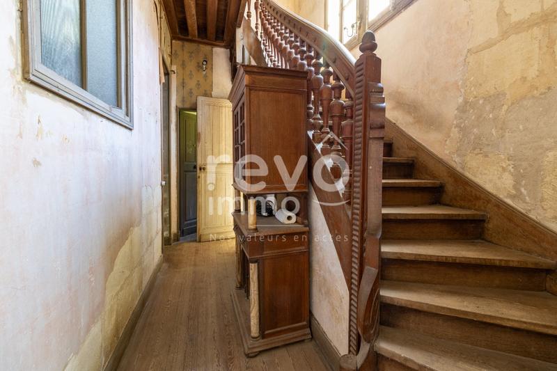 Château - 650 m² - 20 pièces