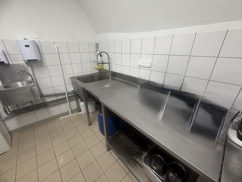 Fonds de commerce - Hôtellerie / Restauration - 115 m²