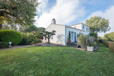 Maison - 167 m² - 6 pièces