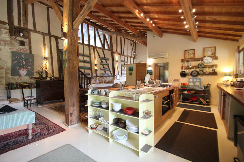 Maison - 334 m² - 7 pièces