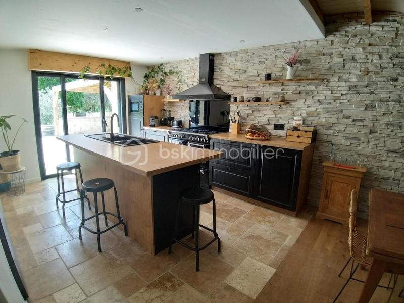 Maison ancienne - 140 m² - 5 pièces