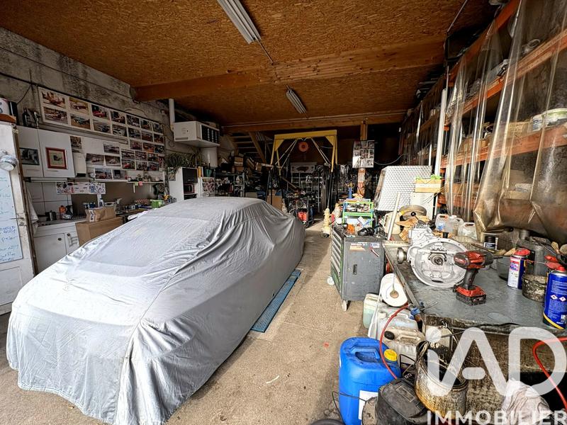 Immeuble - 140 m² - 2 pièces