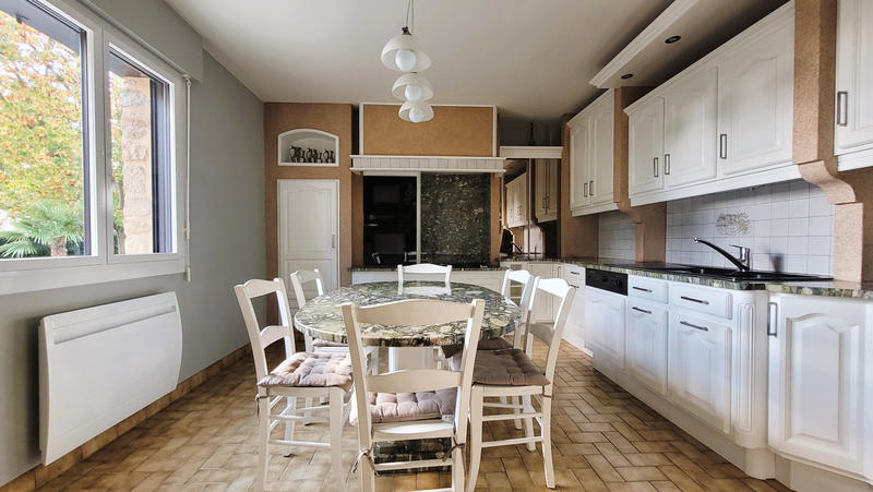 Maison - 160 m² - 7 pièces