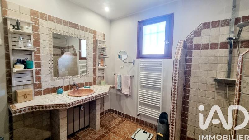 Maison - 198 m² - 6 pièces