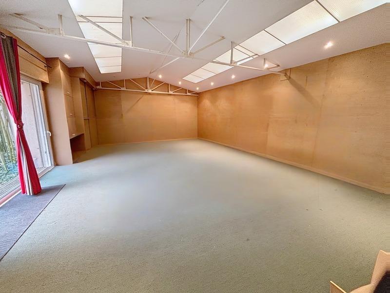 Maison bourgeoise - 200 m² - 9 pièces