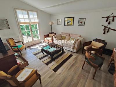 Maison de campagne - 220 m² - 5 pièces