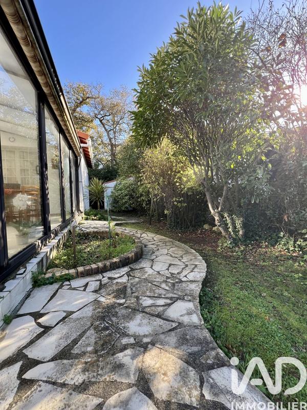 Maison - 168 m² - 6 pièces