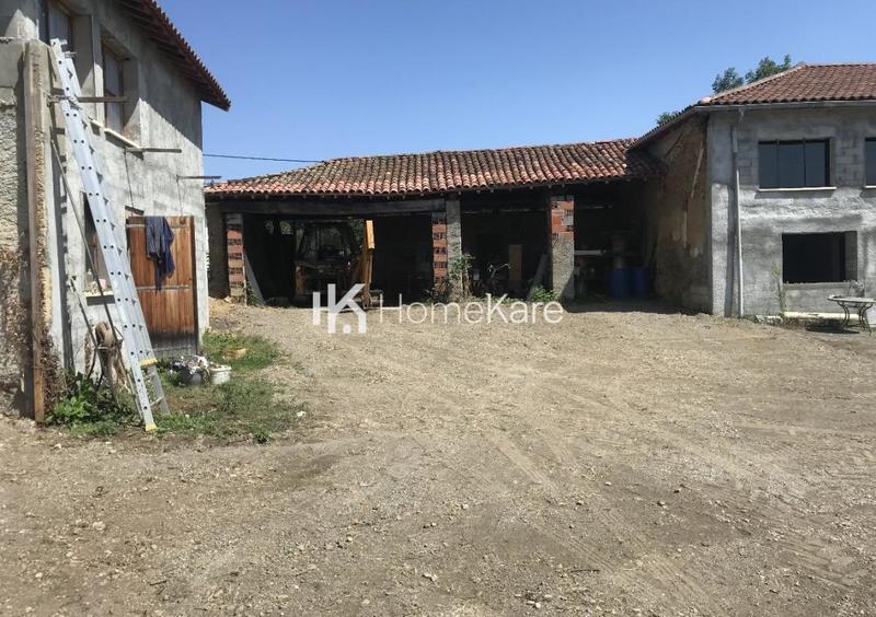 Maison - 180 m² - 5 pièces