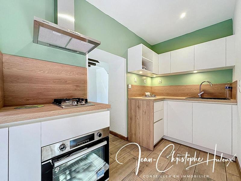 Maison - 418 m² - 18 pièces