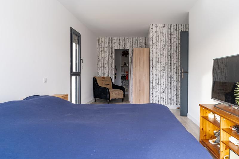 Maison - 210 m² - 6 pièces