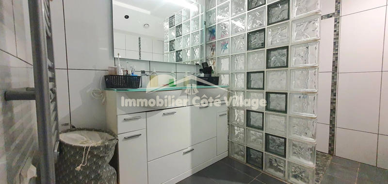 Appartement - 100 m² - 5 pièces