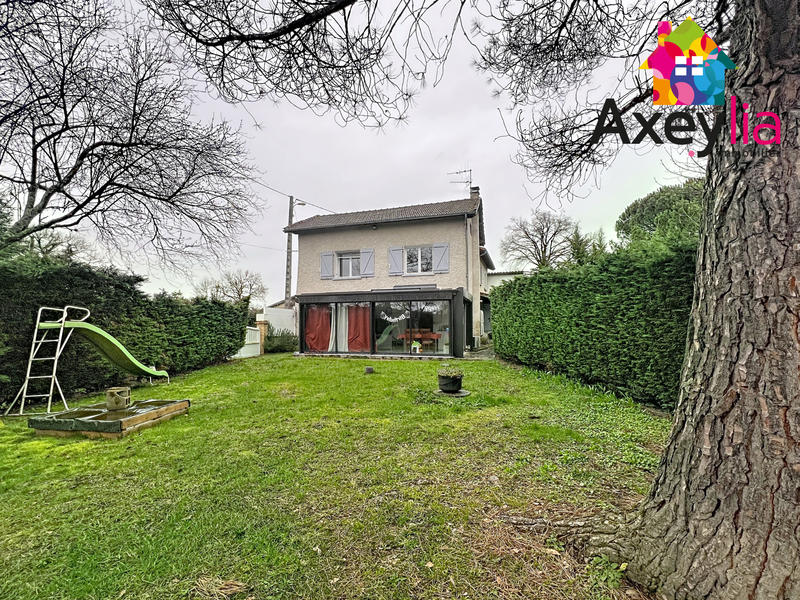 Maison - 140 m² - 7 pièces